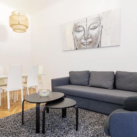 Hemeras Boutique Homes Luxury 4Bdr Close To Duomo Milánó Kültér fotó
